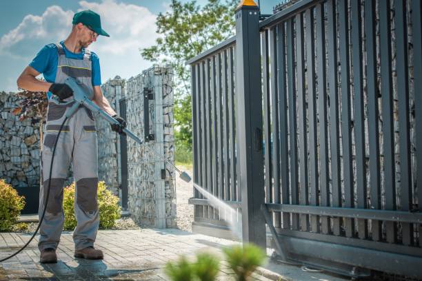Best Playground Equipment Cleaning  in Middleborough Center, MA